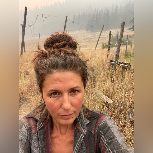 Meet your Posher, Jaylene - Picture 1 of 1